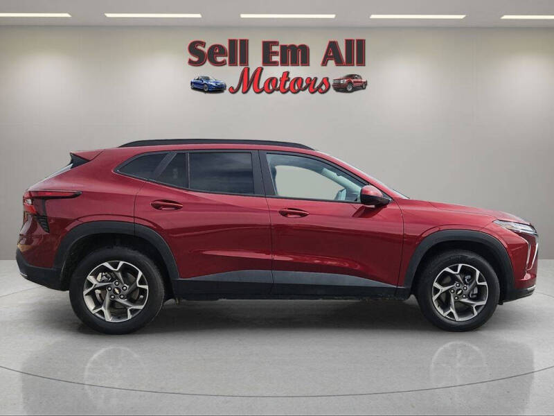 2025 Chevrolet Trax LT