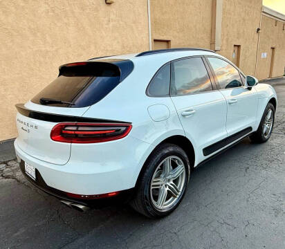 2015 Porsche Macan S