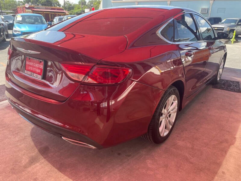 2015 Chrysler 200 Limited