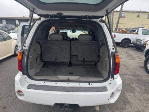 2003 GMC Envoy XL SLT