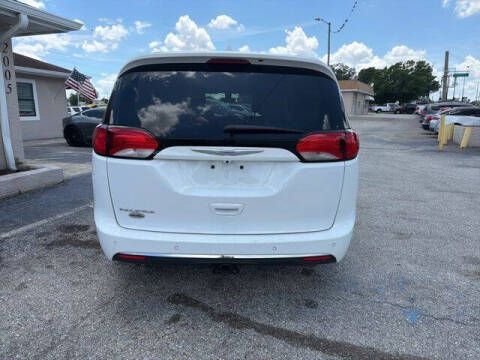 2018 Chrysler Pacifica Touring L