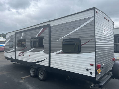 2017 Coleman Lantern 263BH