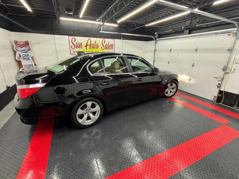 2004 BMW 5 Series 530i