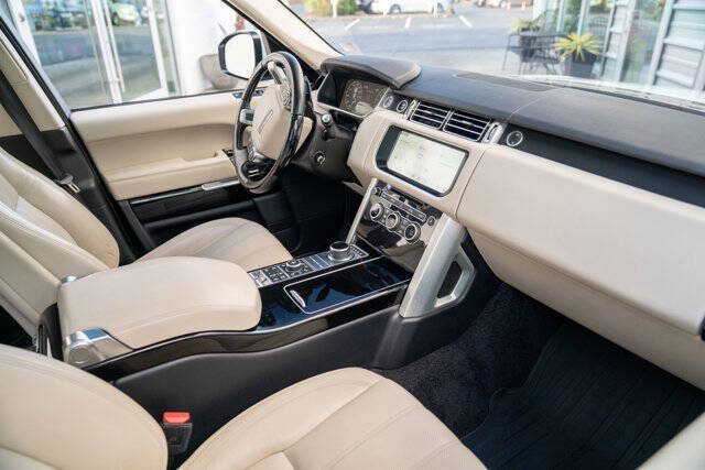 2017 Land Rover Range Rover 7