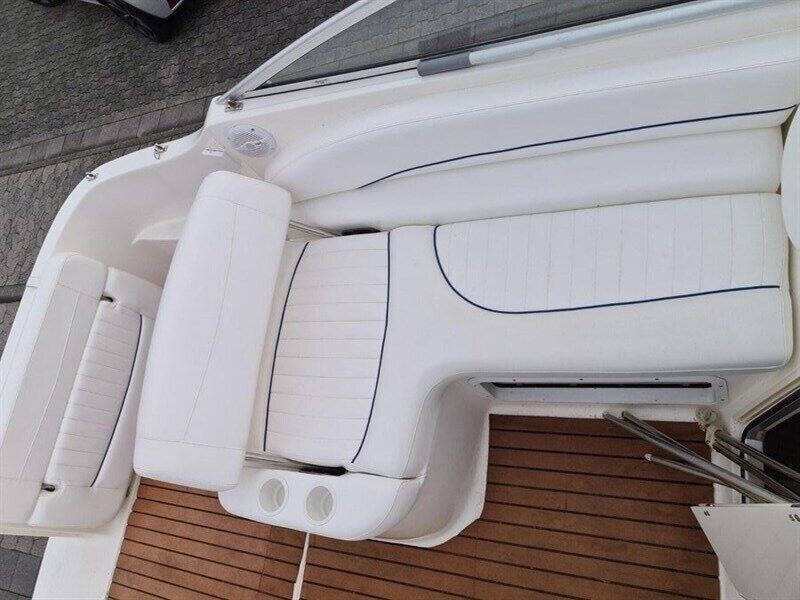 2004 Bayliner 245