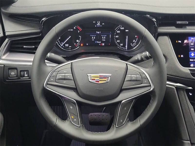 2025 Cadillac XT5 Luxury