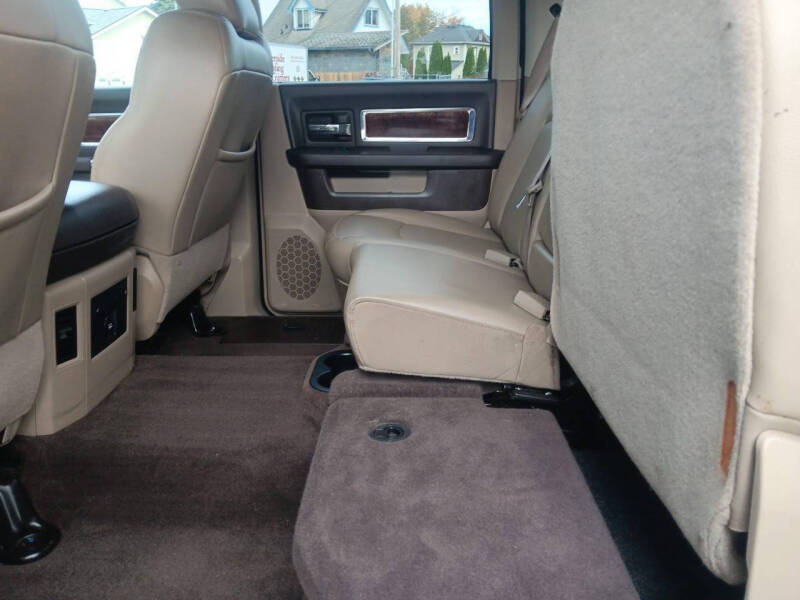 2011 RAM 3500 Laramie