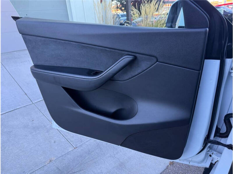 2020 Tesla Model Y Long Range