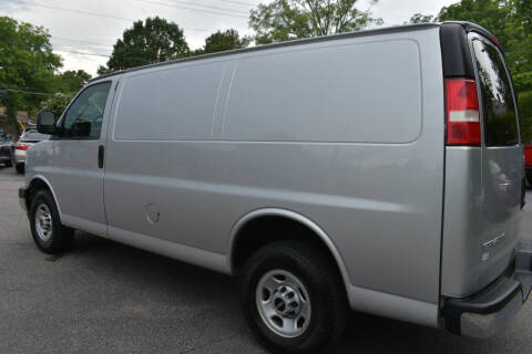 2023 GMC Savana 2500