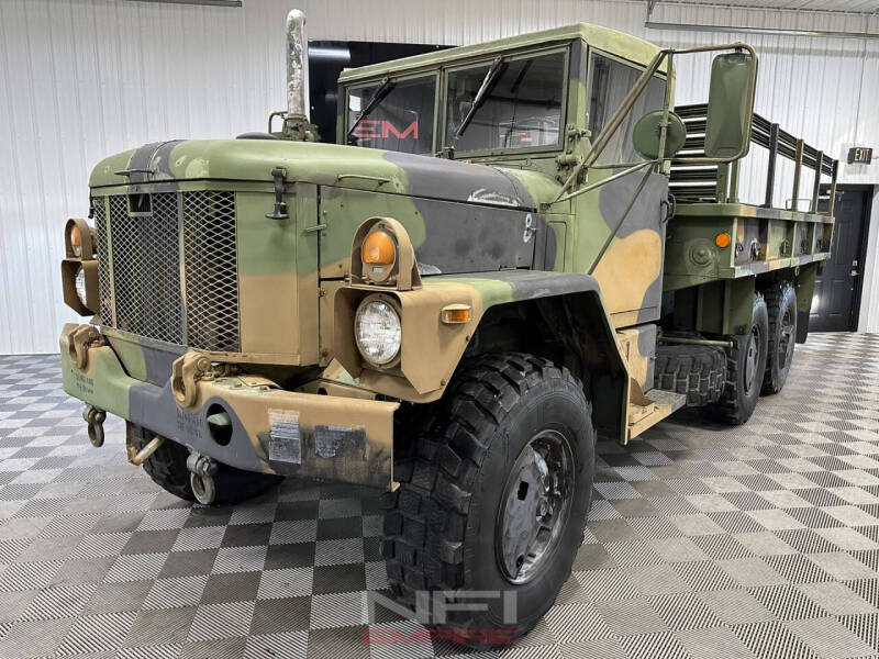 1990 AM General M35A2