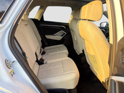 2021 Audi Q3 quattro S line Premium 45 TFSI