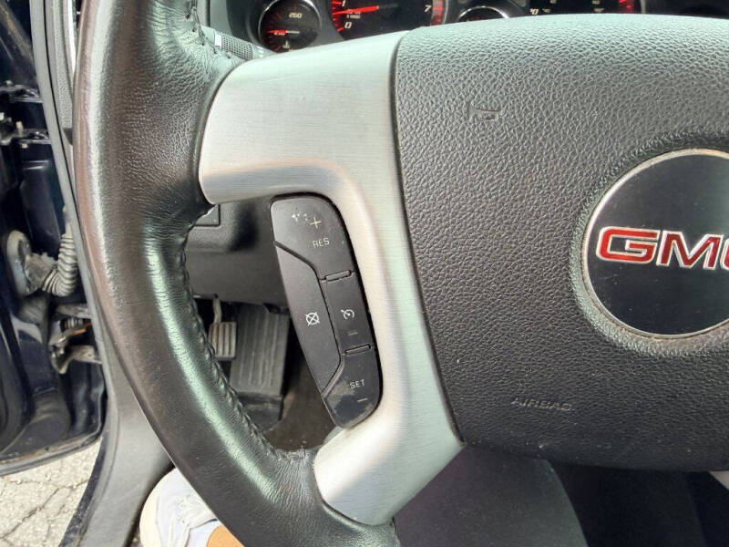 2011 GMC Acadia SLE