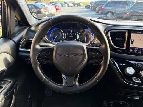 2019 Chrysler Pacifica Touring L Plus