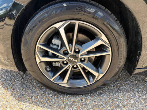 2023 Kia Forte LX