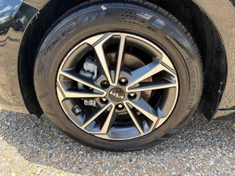 2023 Kia Forte LX