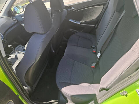 2012 Hyundai Accent SE