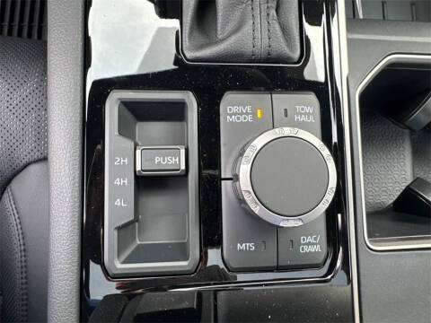 2025 Toyota Tundra Limited HV