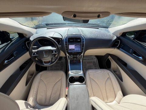 2019 Lincoln Nautilus Reserve