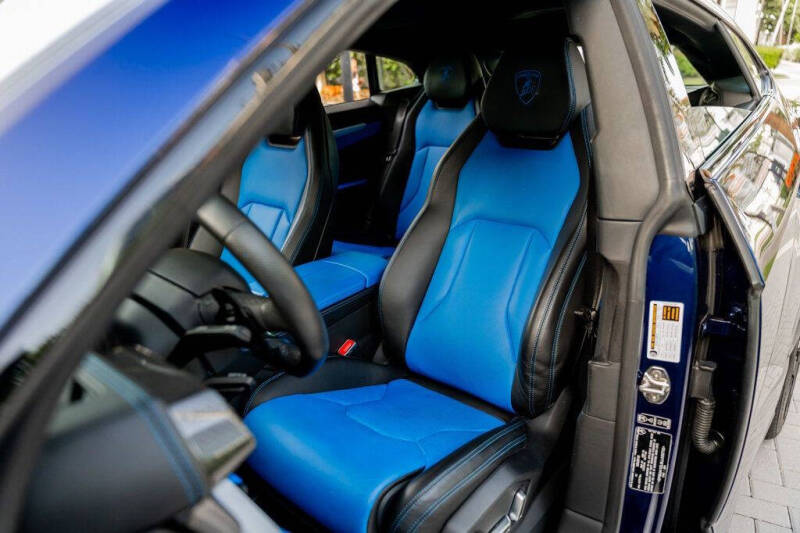 2020 Lamborghini Urus