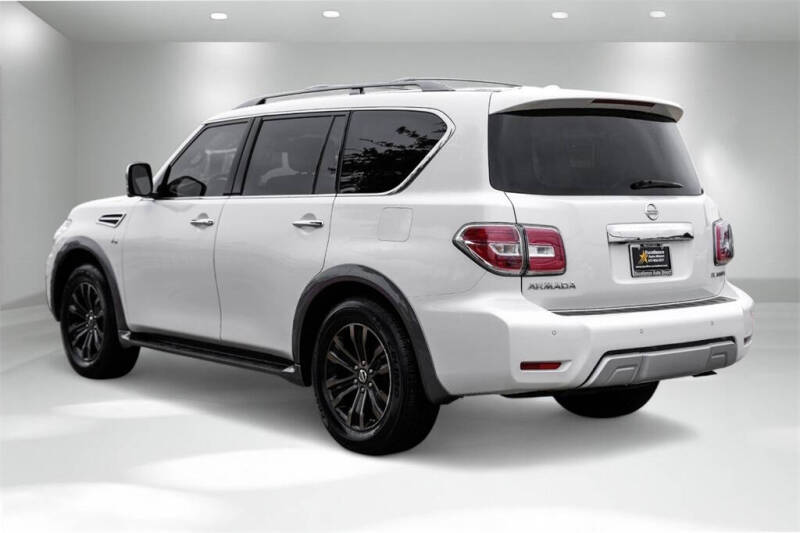 2017 Nissan Armada Platinum