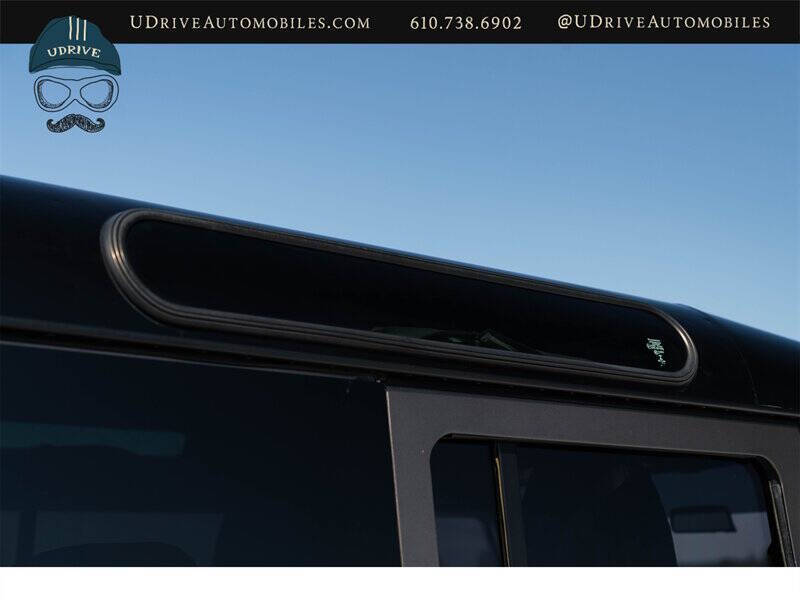 1984 Land Rover Defender