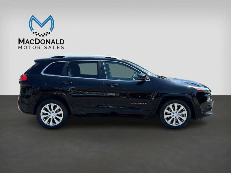 2018 Jeep Cherokee Overland