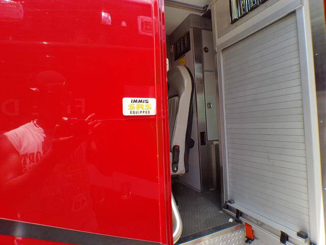2015 Freightliner M2 106