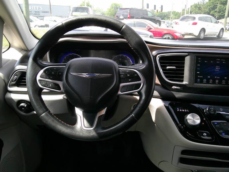 2019 Chrysler Pacifica Touring L