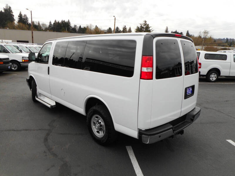 2017 Chevrolet Express LT 3500