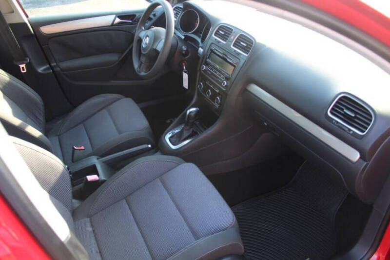 2011 Volkswagen Golf 2.5L PZEV