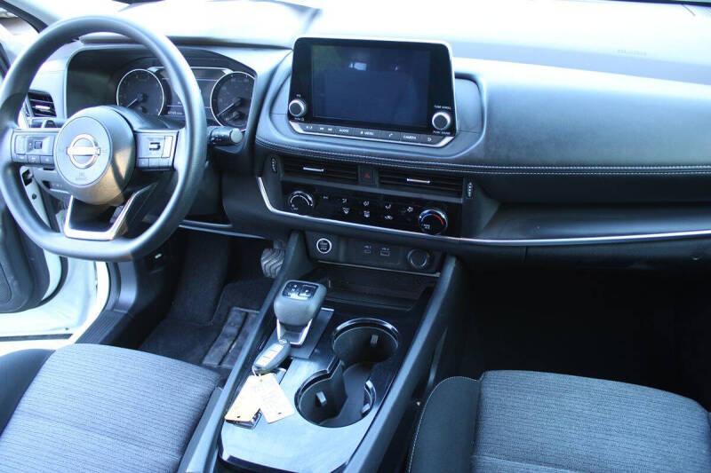 2022 Nissan Rogue S