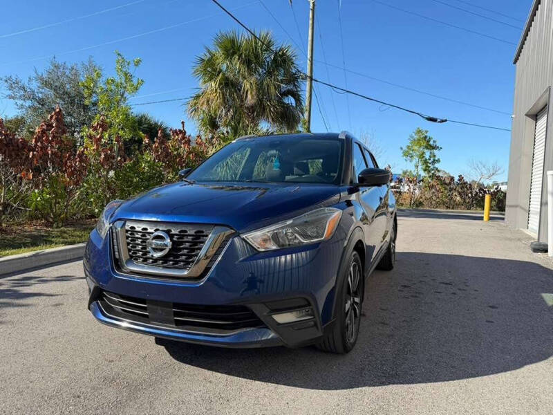 2020 Nissan Kicks SR