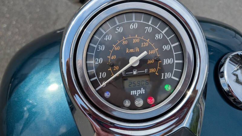 2003 Suzuki VL800