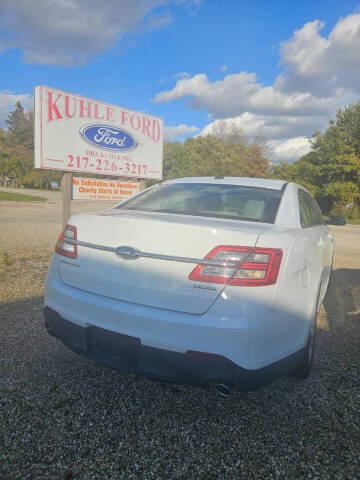 2015 Ford Taurus SE