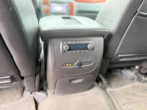2014 Chevrolet Suburban LTZ