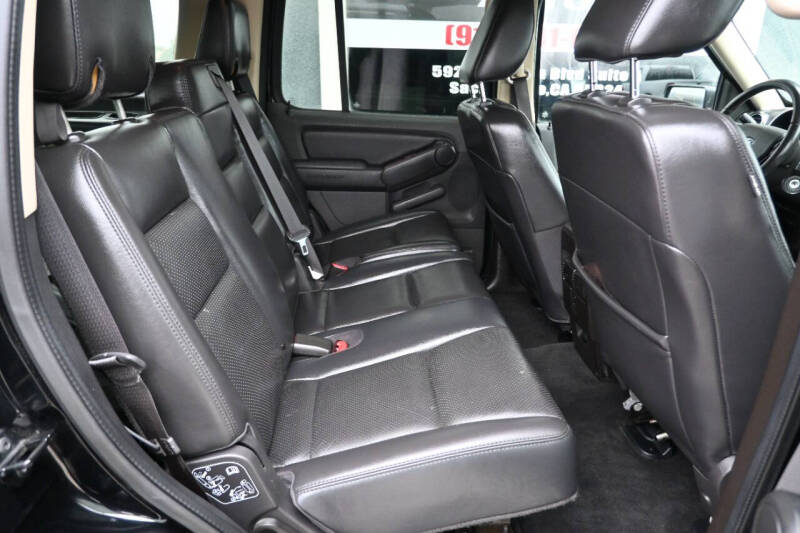 2010 Ford Explorer Limited