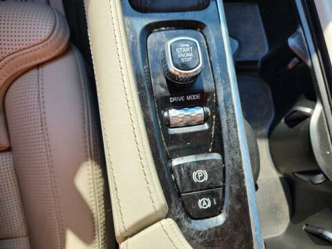 2020 Volvo XC90 T6 Inscription 6-Passenger