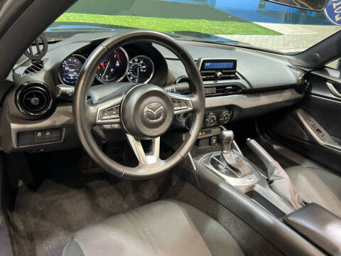 2016 Mazda MX-5 Miata Sport