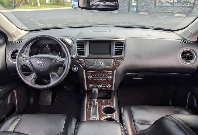 2014 Nissan Pathfinder SL - Photo 11
