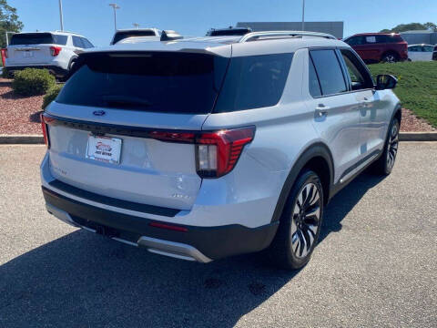 2025 Ford Explorer Platinum
