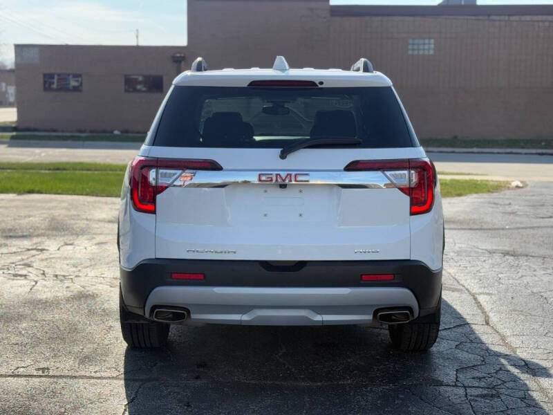 2021 GMC Acadia SLT