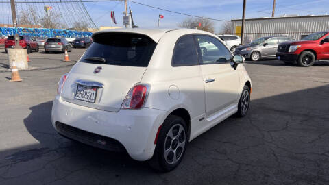 2015 FIAT 500e