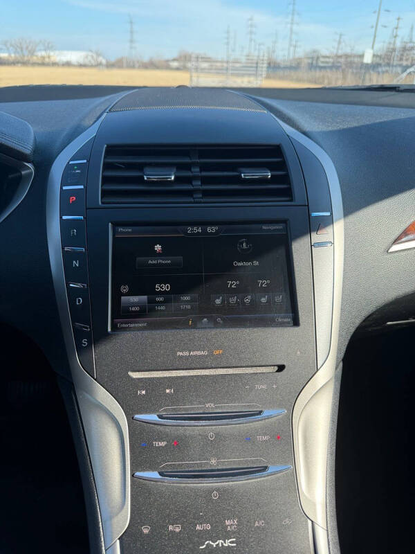 2016 Lincoln MKZ