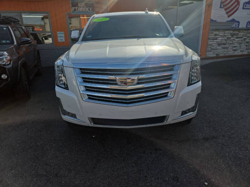 2017 Cadillac Escalade Platinum