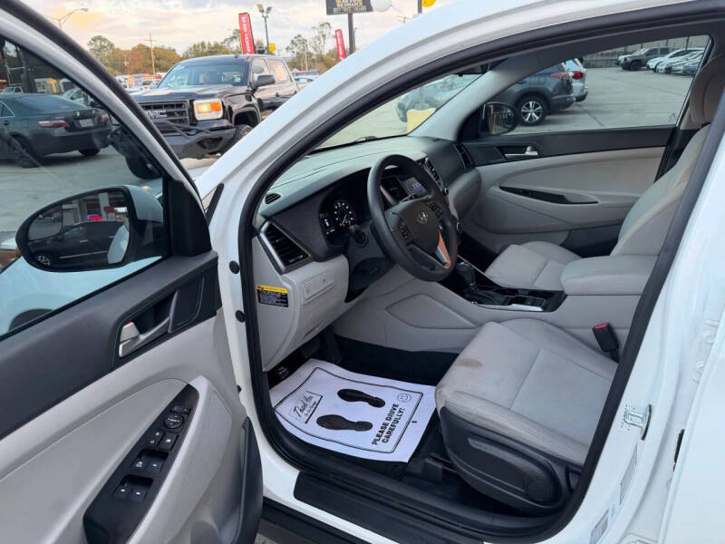 2018 Hyundai Tucson SE