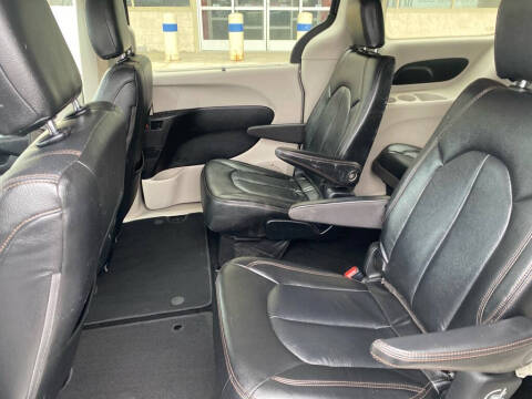 2019 Chrysler Pacifica Touring Plus