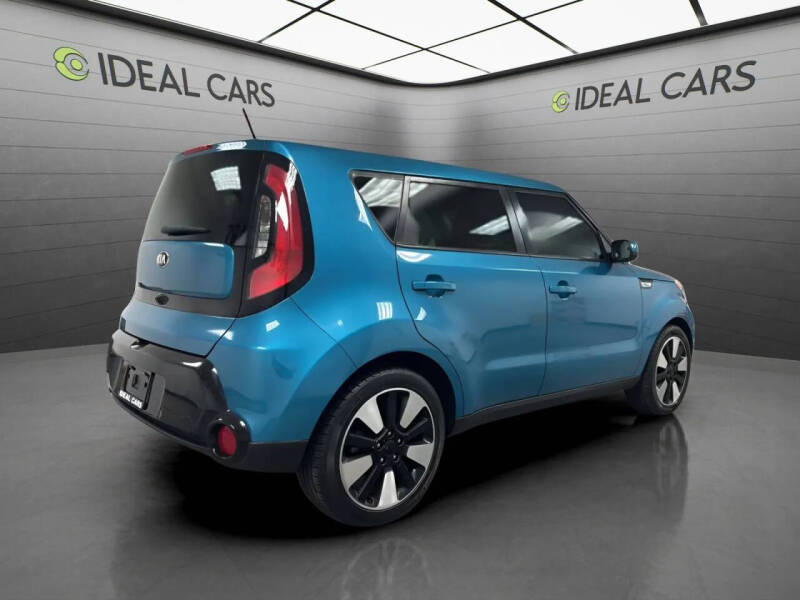 2016 Kia Soul +