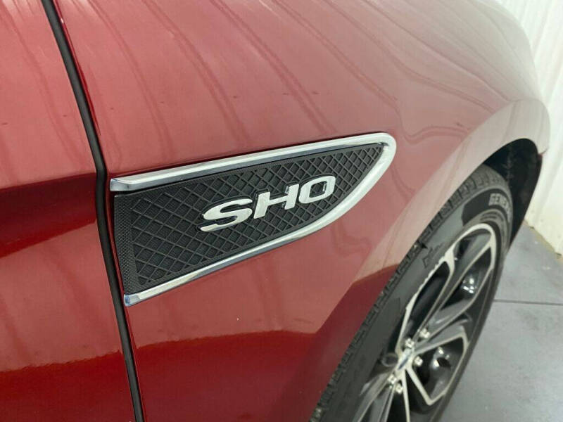 2016 Ford Taurus SHO