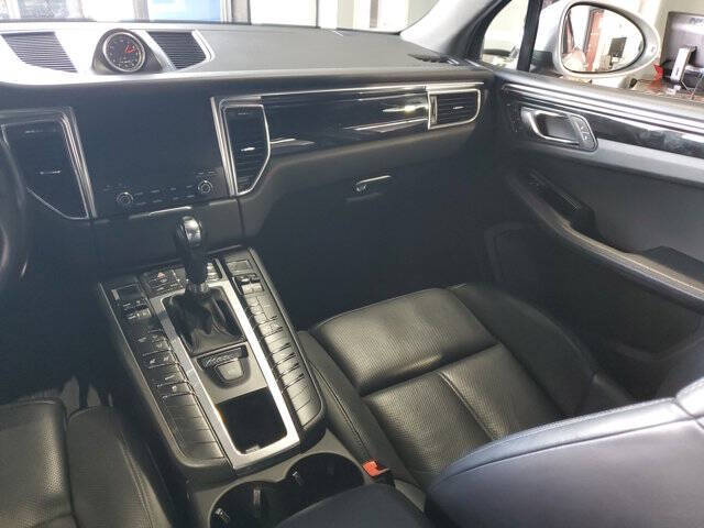 2017 Porsche Macan S