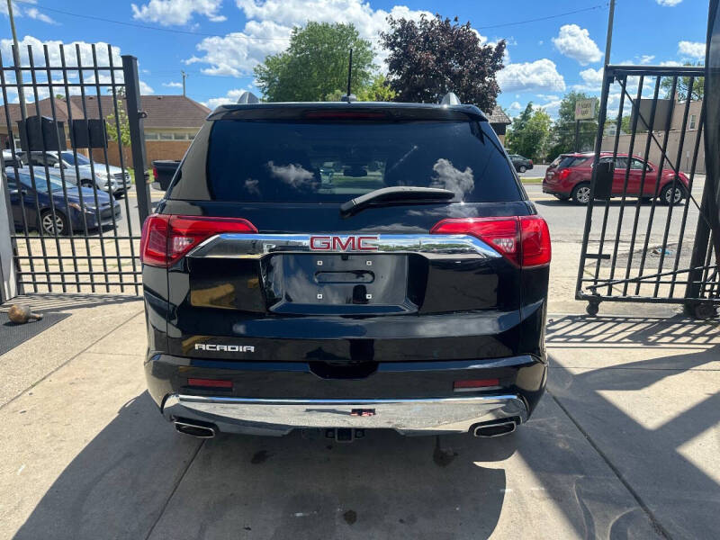 2019 GMC Acadia Denali
